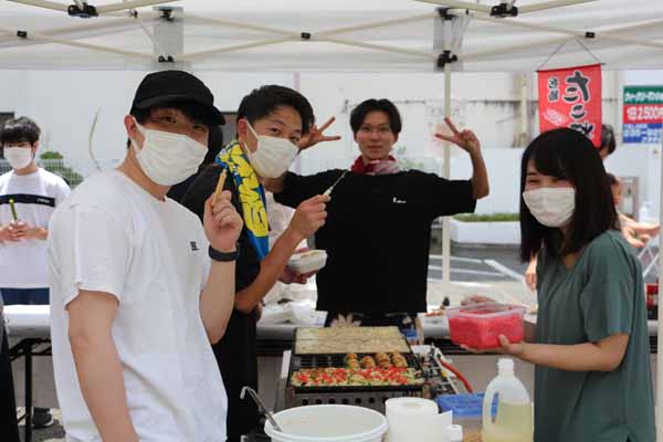 たこ焼き職人たち